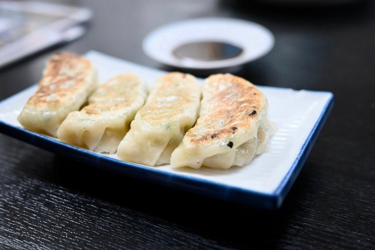 味 の 散歩 中華 村